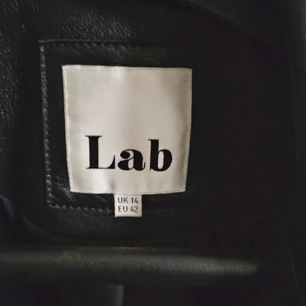 Cropped Leather Jacket - image 4